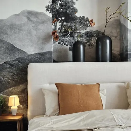 Panorama View Design Apts In Old Town - Free Parking *