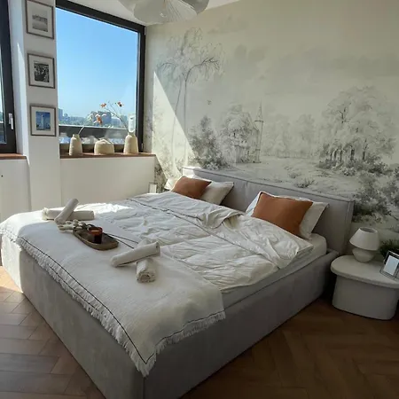 Panorama View Design Apts In Old Town - Free Parking