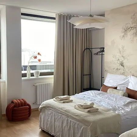 Apartment Panorama View Design Apts In Old Town - Free Parking