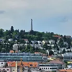 Panorama View Design Apts In Old Town - Free Parking Lägenhet Bratislava
