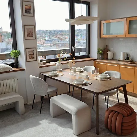 Panorama View Design Apts In Old Town - Free Parking Lägenhet *