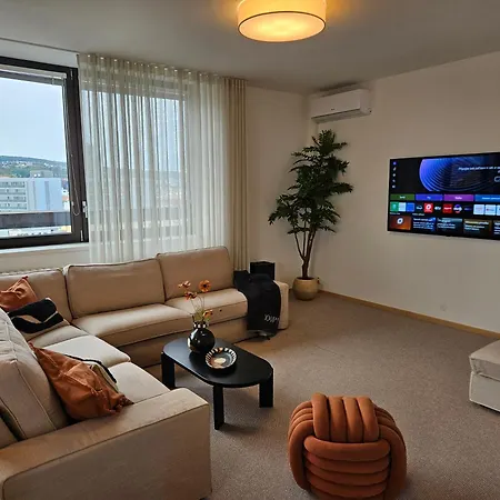 Lägenhet Panorama View Design Apts In Old Town - Free Parking Bratislava